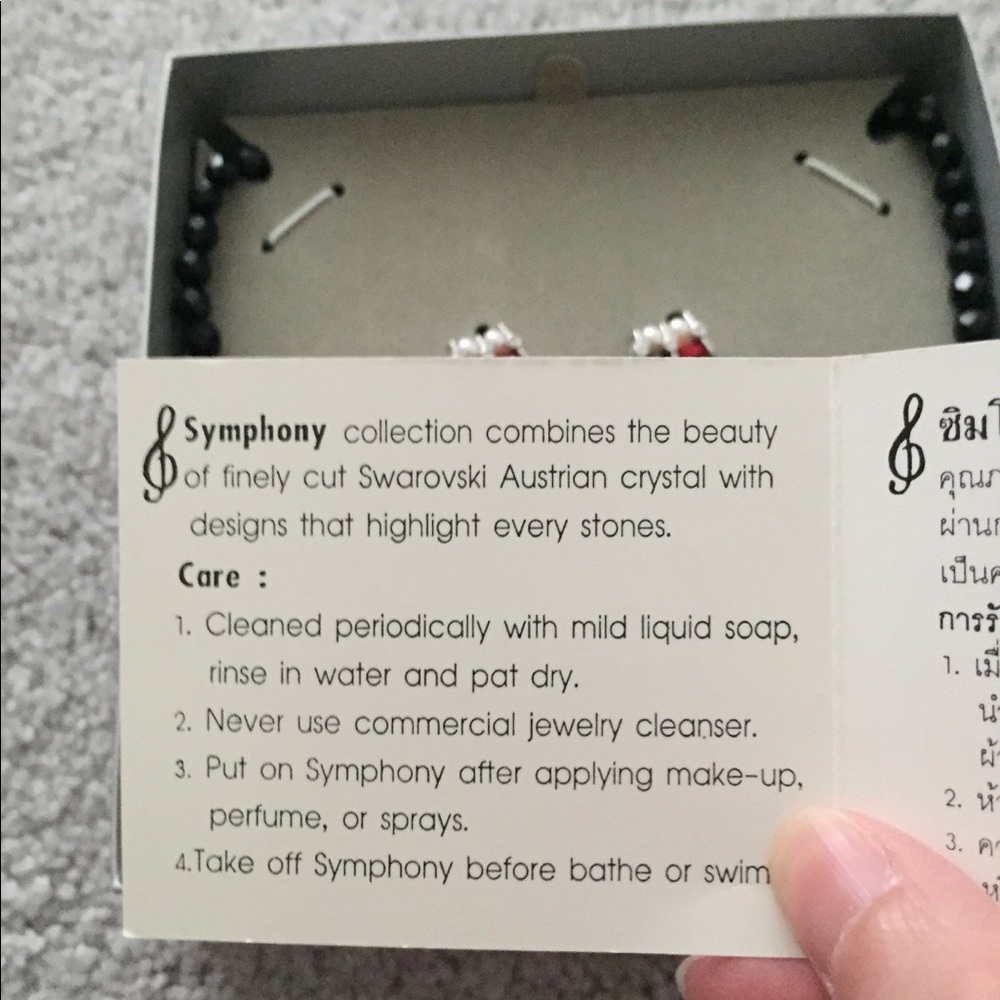 Symphony Necklace Earring Set - Picture 4 of 9